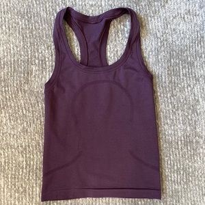 *GENTLY USED* Swift Tech Racerback Tank (Race Length)- LULULEMON SIZE 0